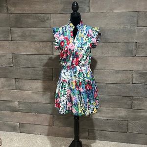 Cute summer floral dress size medium.
